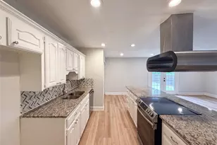 7444 Sandhurst Ln S, North Richland Hills, TX 76182 - Photo 4
