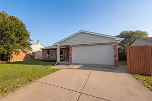 7444 Sandhurst Ln S, North Richland Hills, TX 76182 - Photo 22