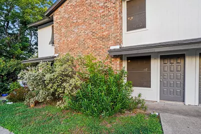 3301 Aurora Street #B, Haltom City, TX 76117 - Photo 2