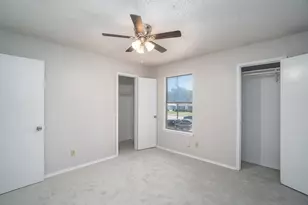 3301 Aurora St, Haltom City, TX 76117 - Photo 12