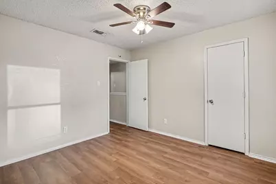 3301 Aurora Street #B, Haltom City, TX 76117 - Photo 16