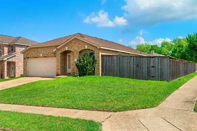 424 Summer Tree Drive, Hutchins, TX 75141 - Photo 2