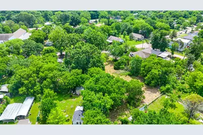 1324 W 10th Avenue, Corsicana, TX 75110 - Photo 12