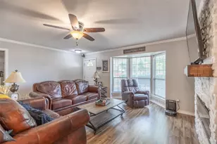 1070 Larned Ln, Abilene, TX 79602 - Photo 4