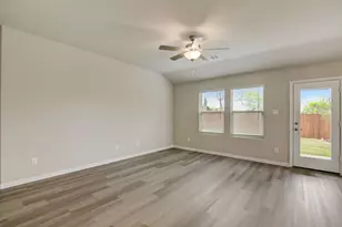 215 Teton St, Greenville, TX 75402 - Photo 12