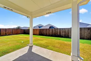 215 Teton St, Greenville, TX 75402 - Photo 32