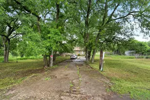 304 Summerall Ln, Red Oak, TX 75154 - Photo 8