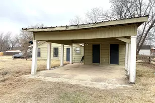 141 E McKinney Ave, Cooper, TX 75432 - Photo 10