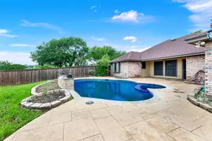 15526 Brookhollow Cir, Forney, TX 75126 - Photo 2