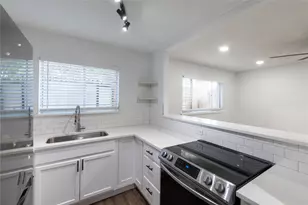 5921 Gaston Ave, Dallas, TX 75214 - Photo 10