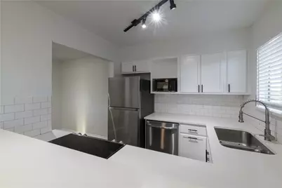 5921 Gaston Avenue #F, Dallas, TX 75214 - Photo 8