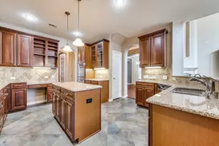 7778 Amberdale Ln, Frisco, TX 75034 - Photo 6
