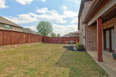 1400 Madrid Falls Drive, McKinney, TX 75071 - Photo 32