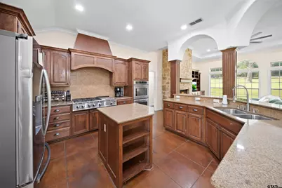 808 N Jarvis Street, Troup, TX 75789 - Photo 10