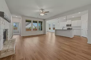 1229 Colca Dr, Springtown, TX 76082 - Photo 8