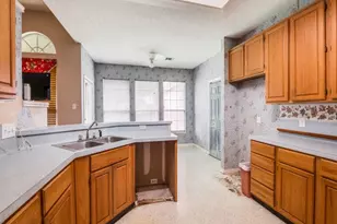 1503 Dutchman Creek Dr, DeSoto, TX 75115 - Photo 4