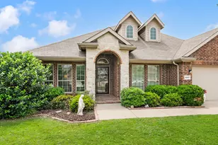 4417 Cypress Lake Ct, Fort Worth, TX 76036 - Photo 2