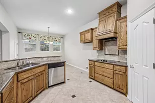 2201 Riverwood Dr, Weatherford, TX 76087 - Photo 8