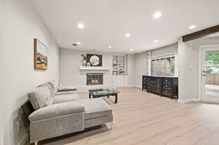 2214 Wilson Dr, Arlington, TX 76011 - Photo 10