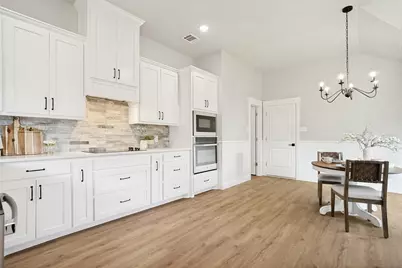 4110 Country Lane, Granbury, TX 76048 - Photo 14
