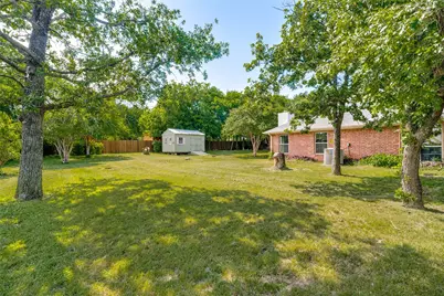 4110 Country Lane, Granbury, TX 76048 - Photo 32