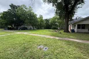 1443 W 5th Ave, Corsicana, TX 75110 - Photo 1