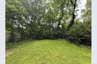 1443 W 5th Avenue, Corsicana, TX 75110 - Photo 12