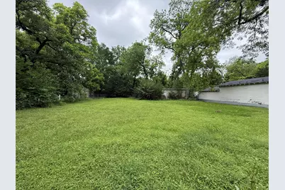 1443 W 5th Avenue, Corsicana, TX 75110 - Photo 4