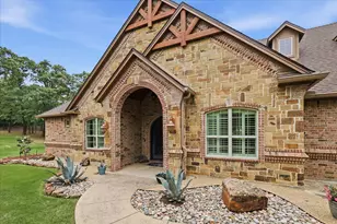 6751 Robinson Canyon Rd, Aubrey, TX 76227 - Photo 2
