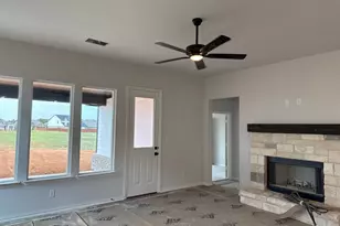 1213 Colca Dr, Springtown, TX 76082 - Photo 4
