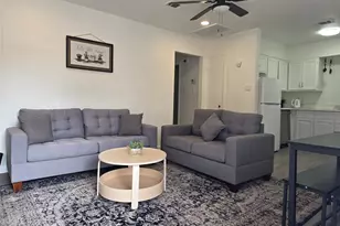 853 Broadway Ave, Euless, TX 76040 - Photo 2