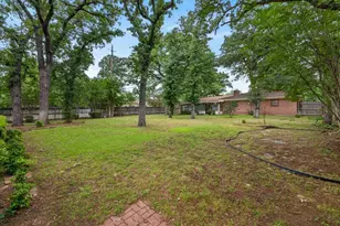 845 Wheelwood Dr, Hurst, TX 76053 - Photo 38