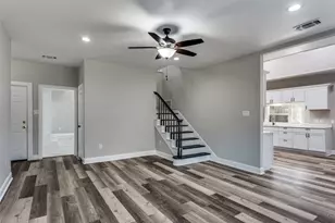 2103 Bay Club Dr, Arlington, TX 76013 - Photo 10