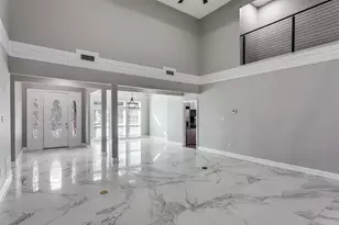 2103 Bay Club Dr, Arlington, TX 76013 - Photo 6