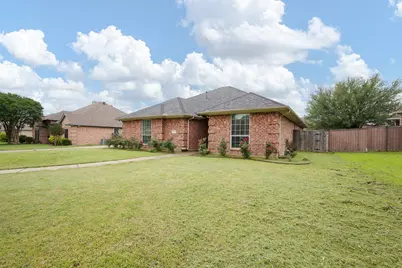 1617 Spencer Lane, Cleburne, TX 76033 - Photo 2