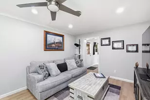 5921 Circular Dr, North Richland Hills, TX 76117 - Photo 8
