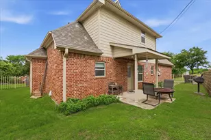 209 Arapaho W, Sherman, TX 75092 - Photo 20