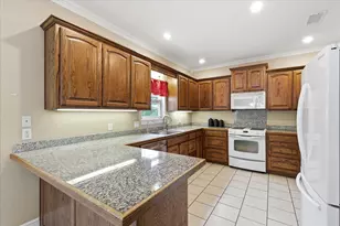 209 Arapaho W, Sherman, TX 75092 - Photo 6
