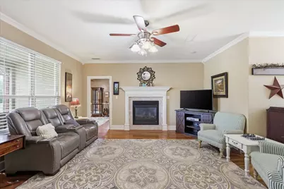 209 Arapaho W, Sherman, TX 75092 - Photo 4
