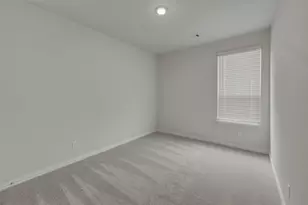 1325 Frio Dr, Springtown, TX 76082 - Photo 10