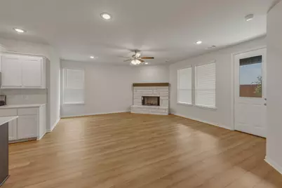 1325 Frio Drive, Springtown, TX 76082 - Photo 6