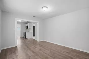 507 E Heron St, Denison, TX 75021 - Photo 2
