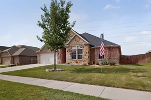 1522 Grassy Meadows Dr, Burleson, TX 76058 - Photo 18