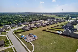 1522 Grassy Meadows Dr, Burleson, TX 76058 - Photo 12