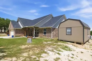 112 Monarch Ln, Poolville, TX 76487 - Photo 4