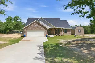 112 Monarch Ln, Poolville, TX 76487 - Photo 2