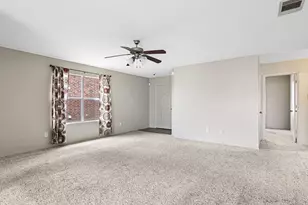 1201 Vicksburg Dr, Ennis, TX 75119 - Photo 4
