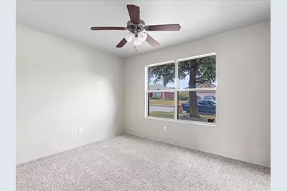 1201 Vicksburg Drive, Ennis, TX 75119 - Photo 14