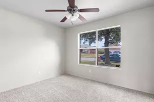 1201 Vicksburg Dr, Ennis, TX 75119 - Photo 14