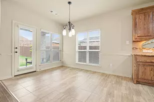 708 Yarrow St, Little Elm, TX 75068 - Photo 10